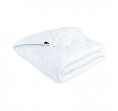 Hypoallergene Winterdecke 200x220 cm