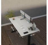 Elektrisch Höhenverstellbarer Schreibtisch mit Schwarzem Gestell und Oberteil Hellgrau 140x70